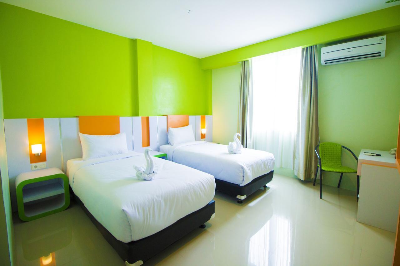 Hannah Hotel Syariah Painan Εξωτερικό φωτογραφία
